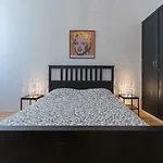 Nikili Apartment Old City